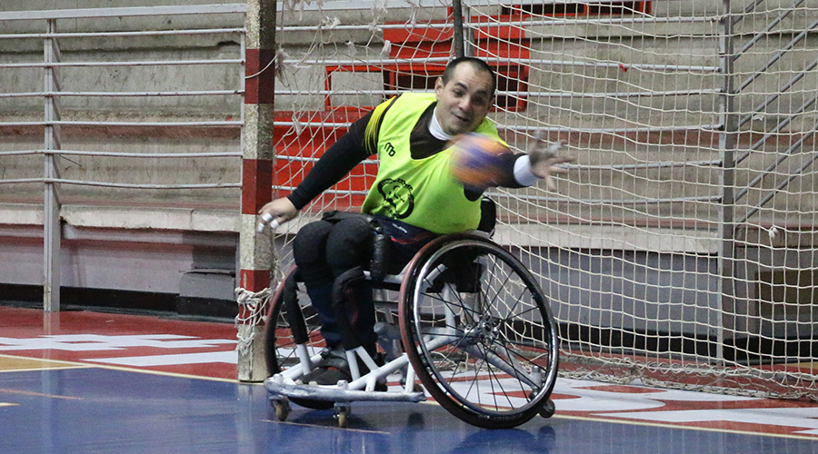 IHF Explaining the FouraSide Wheelchair Handball rules before the